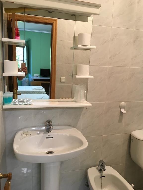 San Nicolas El Real Вилафранка дел Биерсо Екстериор снимка