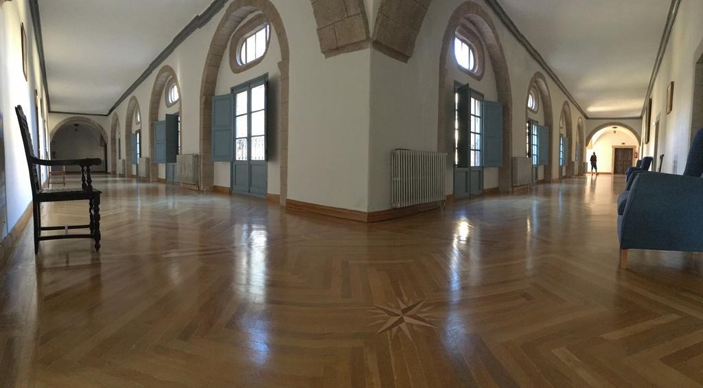 San Nicolas El Real Вилафранка дел Биерсо Екстериор снимка