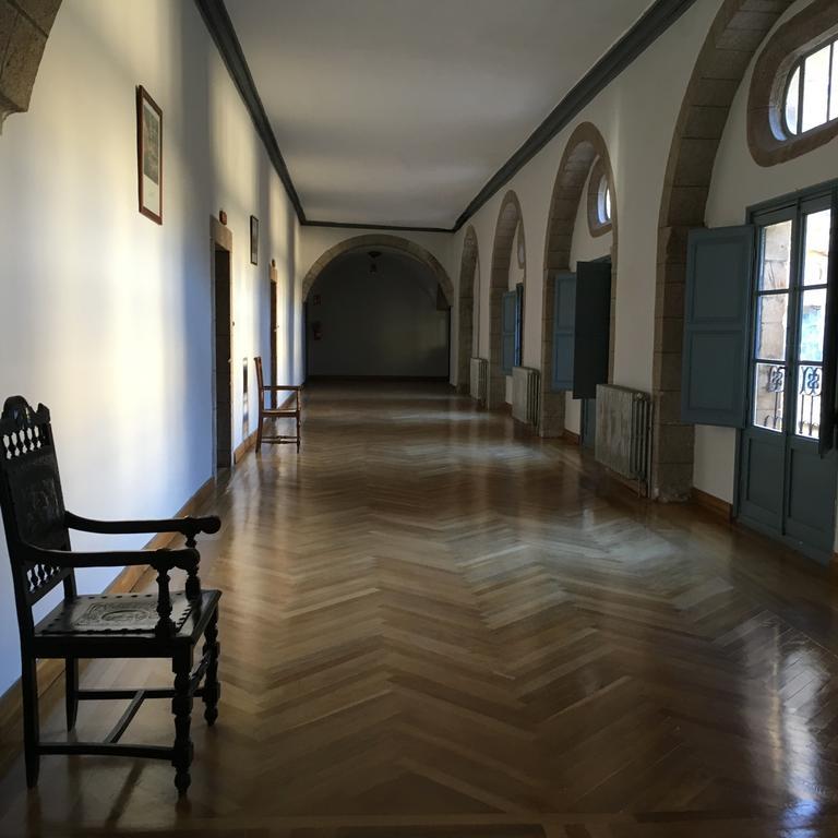San Nicolas El Real Вилафранка дел Биерсо Екстериор снимка