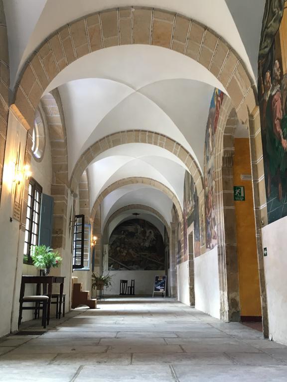 San Nicolas El Real Вилафранка дел Биерсо Екстериор снимка